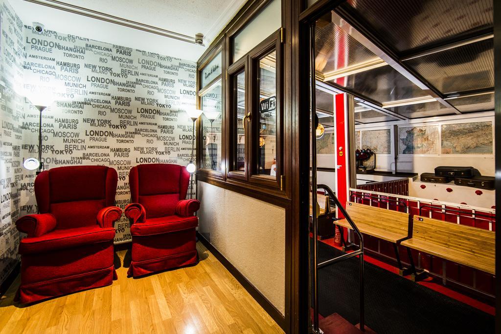 Hostal Escala Luna Salamanca Exterior foto